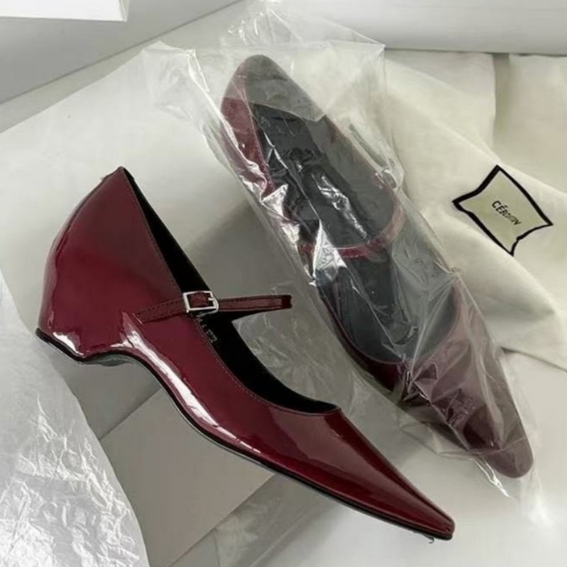 Dress Shoe Pointed - أحذية نسائية أنيقة جديدة لعام 2026