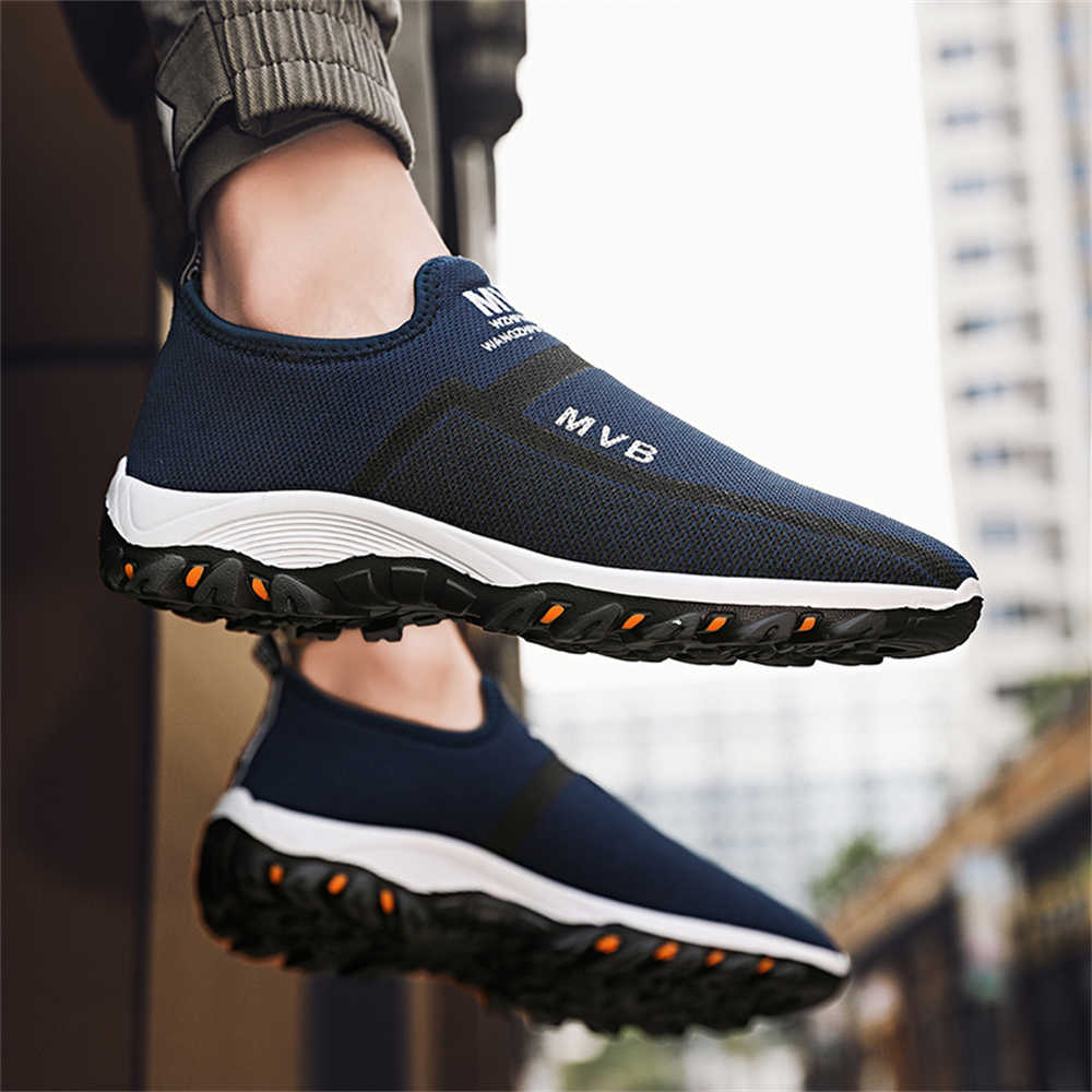 Men Shoes Branded - أحذية رياضية رجالية مقاس 39-46 و43-44،