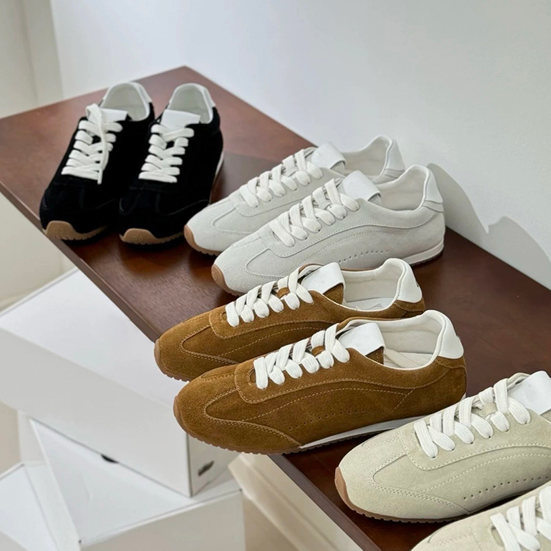 Casual Sneaker Low - أحذية كاجوال نسائية للجنسين من الجلد