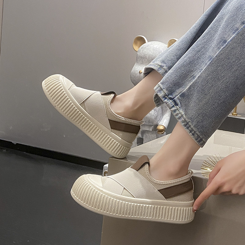 Casual Sneaker Low - أحذية رياضية كاجوال جديدة بتصميم ريترو
