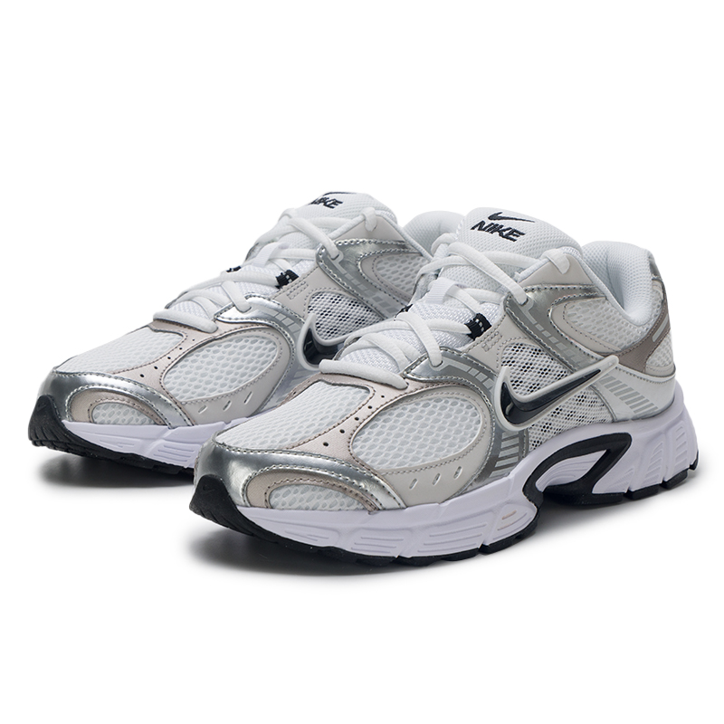 Men'S Shoes V5 Rnr - حذاء رياضي رجالي من نايكي (Nike)