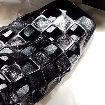 Men'S Shoes To Women'S - صندل نسائي أسود مسطح بتصميم شبكي