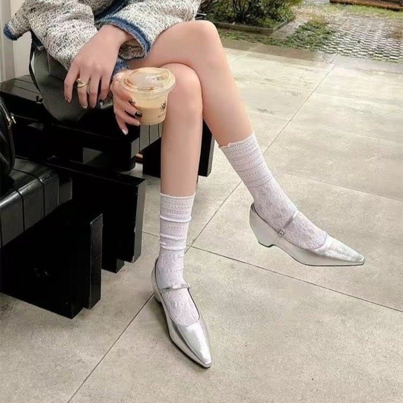 أحذية نسائية أنيقة جديدة لعام  - مراجعة Dress Shoe Pointed وسعره