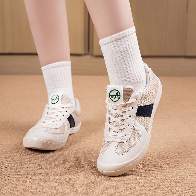 أحذية رياضية نسائية فاخرة كاجو - مراجعة Casual Sneaker Low وسعره