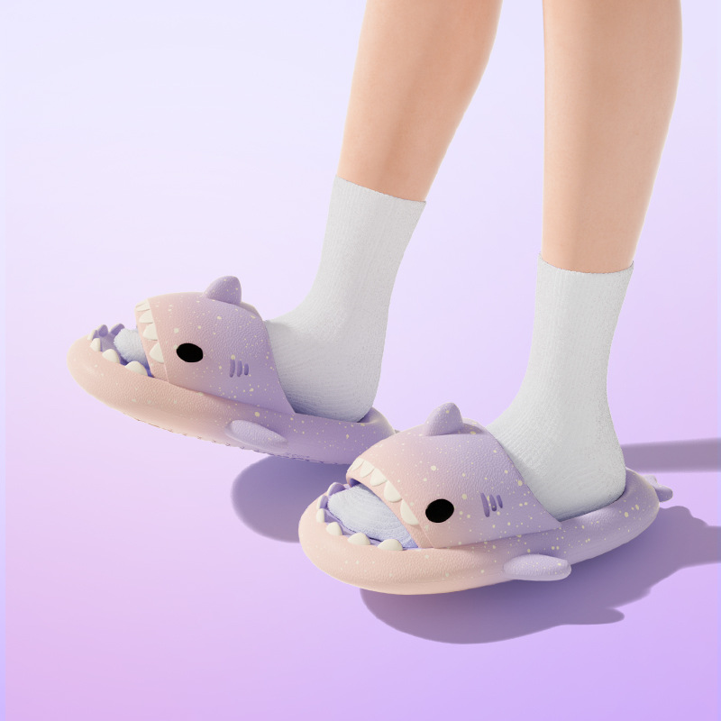 لطيف الكرتون القرش النعال للنس - مراجعة Men'S Shoes To Women'S وسعره