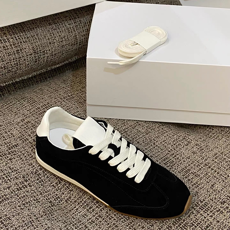 أحذية كاجوال نسائية للجنسين من - مراجعة Casual Sneaker Low وسعره