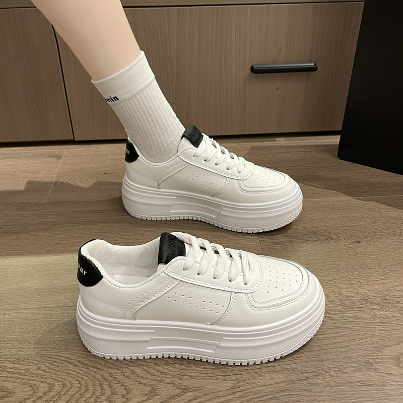أحذية رياضية نسائية بيضاء جديد - مراجعة Casual Sneaker Low وسعره