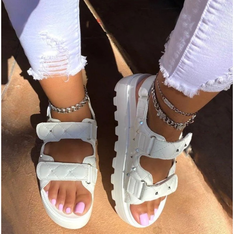 صنادل بنعل سميك للنساء ، بطبقت - مراجعة Velcro Strap Sandal وسعره